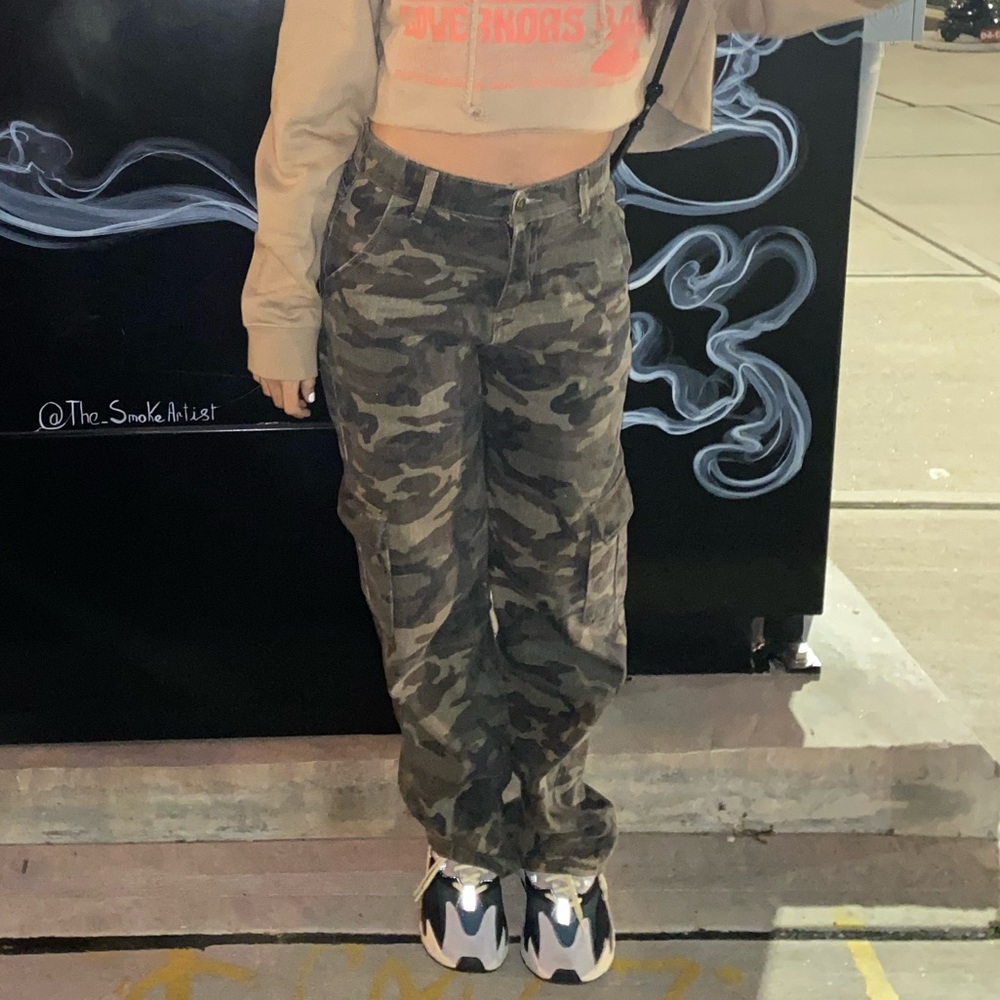 Meet your Posher, Adrienne